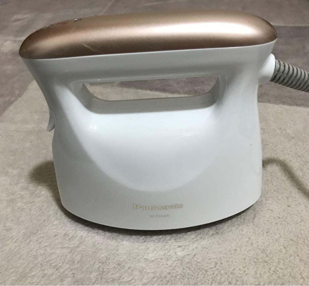 【Panasonic】衣類スチーマー　シャンパンゴールド　2回使用