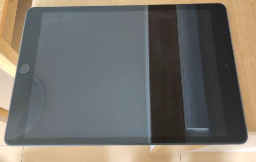 IPAD 第8世代 (中国産 印字あり)