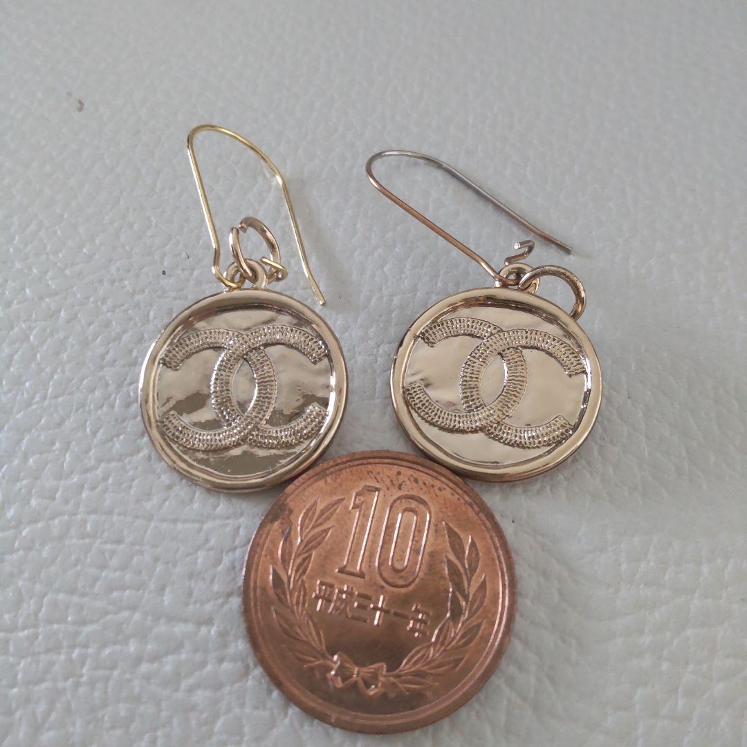 CHANEL チャーム２点
