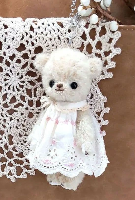 ハンドメイド テディベア バックチャーム 短毛カールモヘア ベージュ色