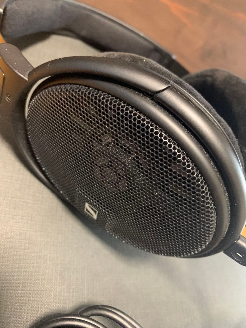 美品 Sennheiser HD660S ゼンハイザー 有線ヘッドホン 開放型