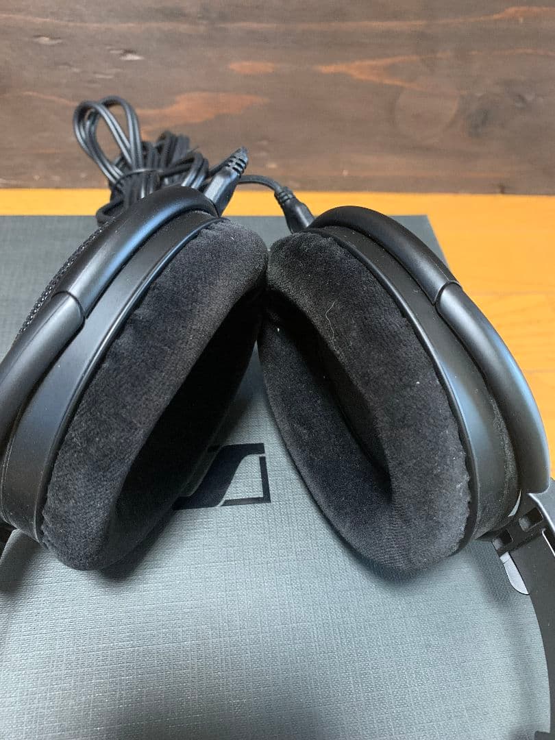 美品 Sennheiser HD660S ゼンハイザー 有線ヘッドホン 開放型