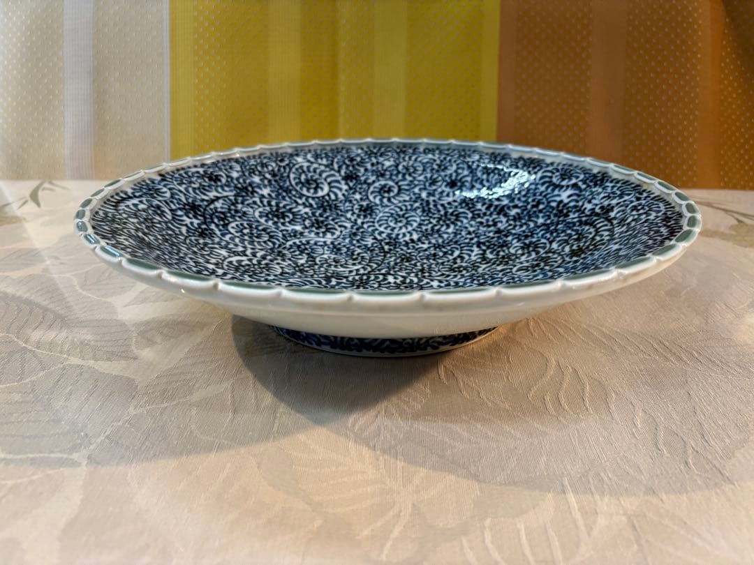 染め付けタコ唐草大鉢