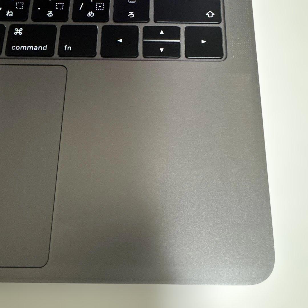 MacBook本体 MacBook Pro 13-inch 2019 i5 8GB 256GB