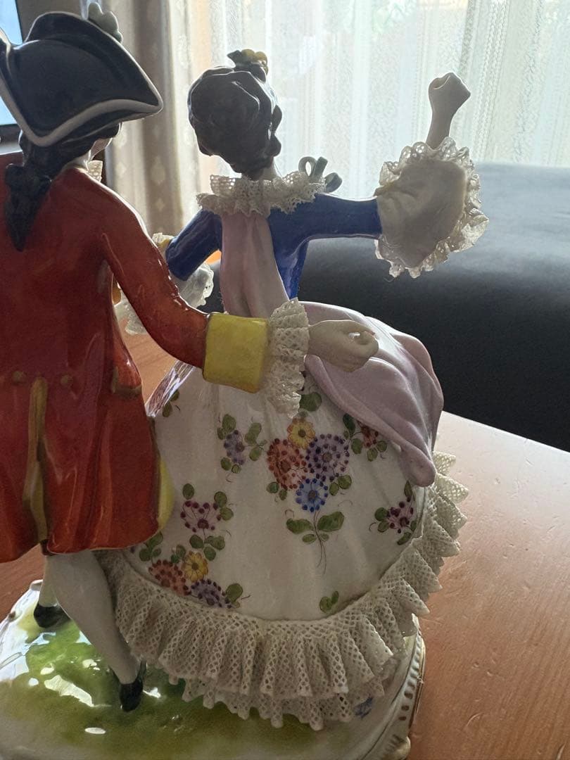 Volkstedtフォルクシュテッド　ドレスデンレースドール　ドイツ製陶器人形