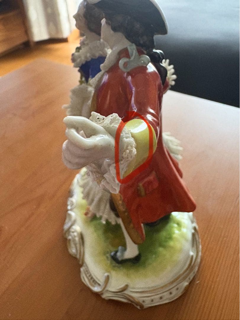 Volkstedtフォルクシュテッド　ドレスデンレースドール　ドイツ製陶器人形