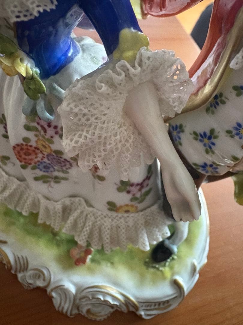 Volkstedtフォルクシュテッド　ドレスデンレースドール　ドイツ製陶器人形