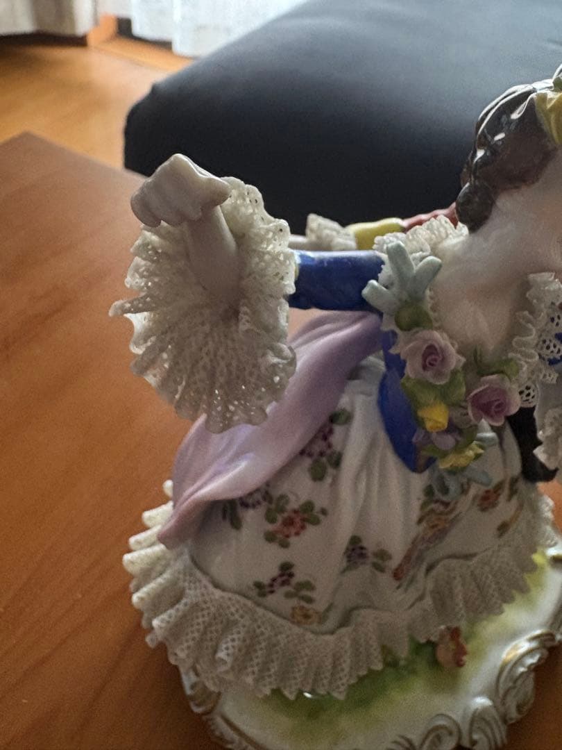 Volkstedtフォルクシュテッド　ドレスデンレースドール　ドイツ製陶器人形