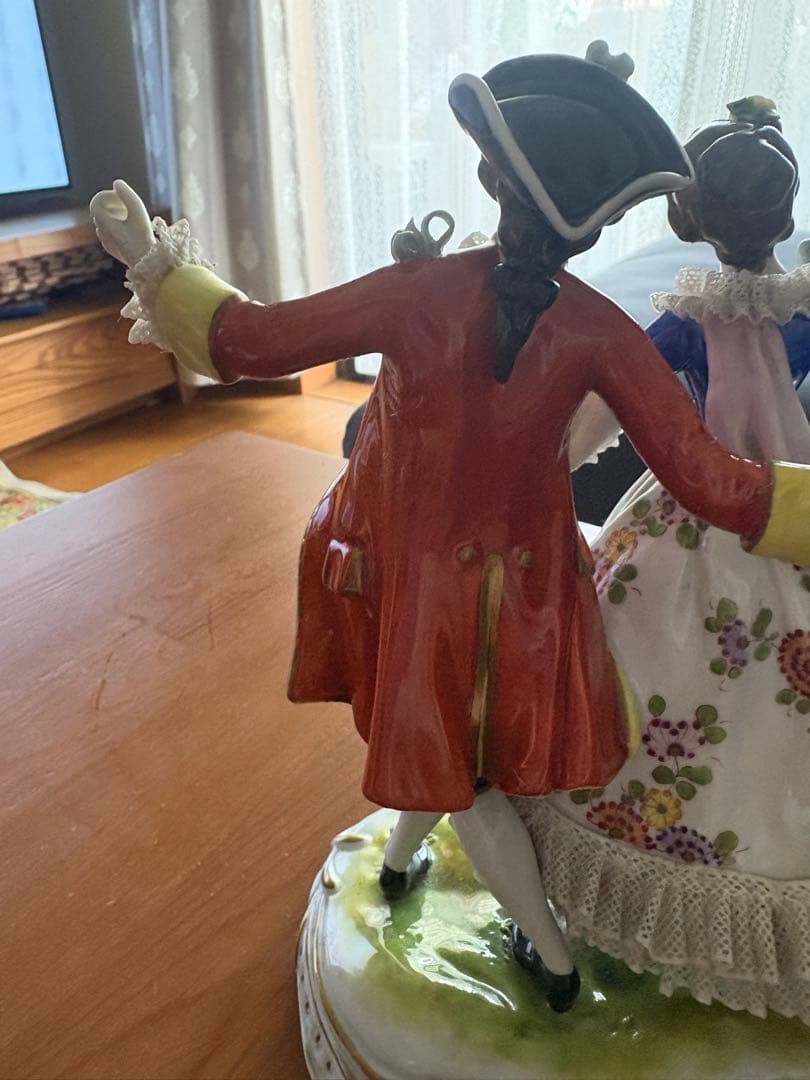 Volkstedtフォルクシュテッド　ドレスデンレースドール　ドイツ製陶器人形