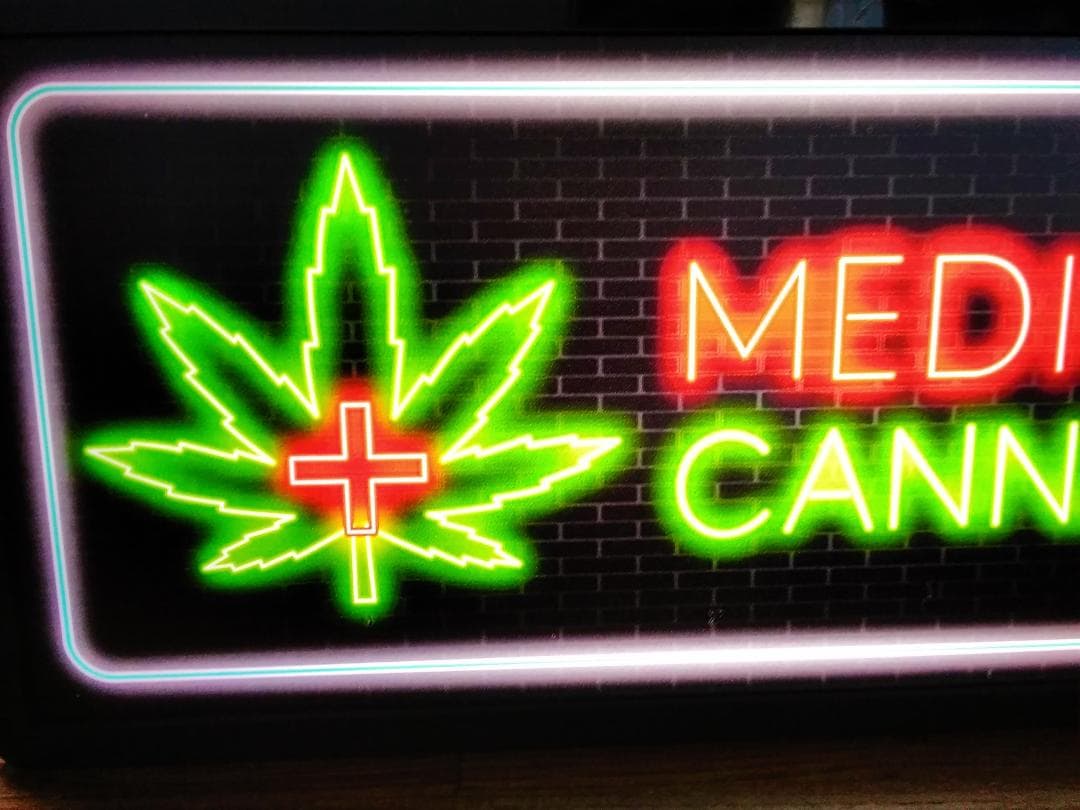 大麻 マリファナ 医療 ガンジャ CANABIS 看板 置物 雑貨 ライトBOX