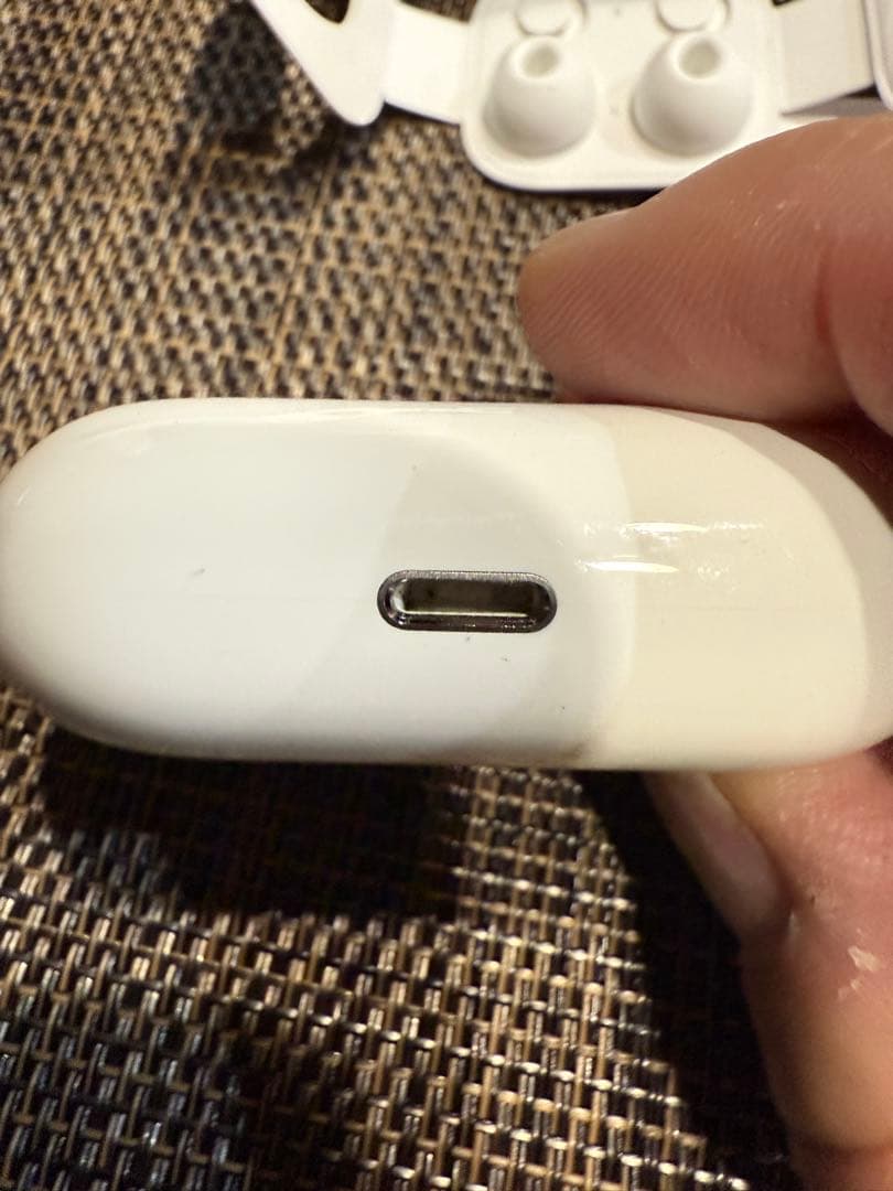 Apple AirPods pro 第一世代　ライトニング　箱入り