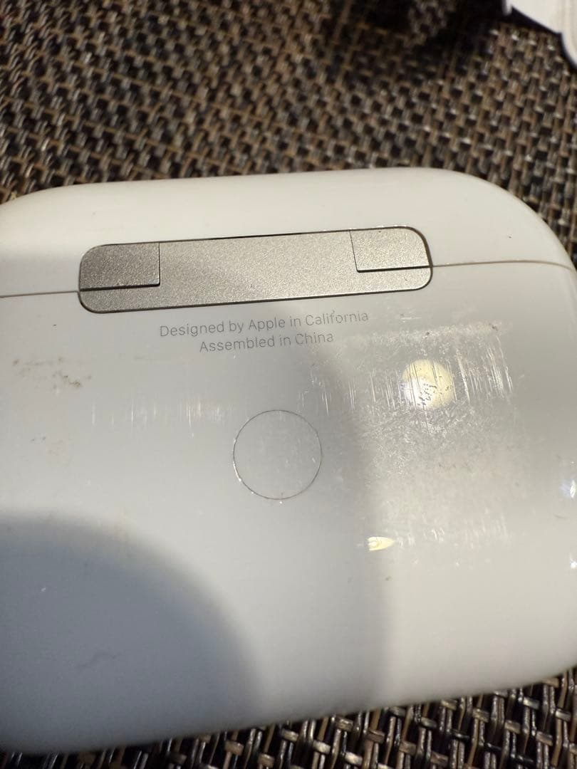 Apple AirPods pro 第一世代　ライトニング　箱入り