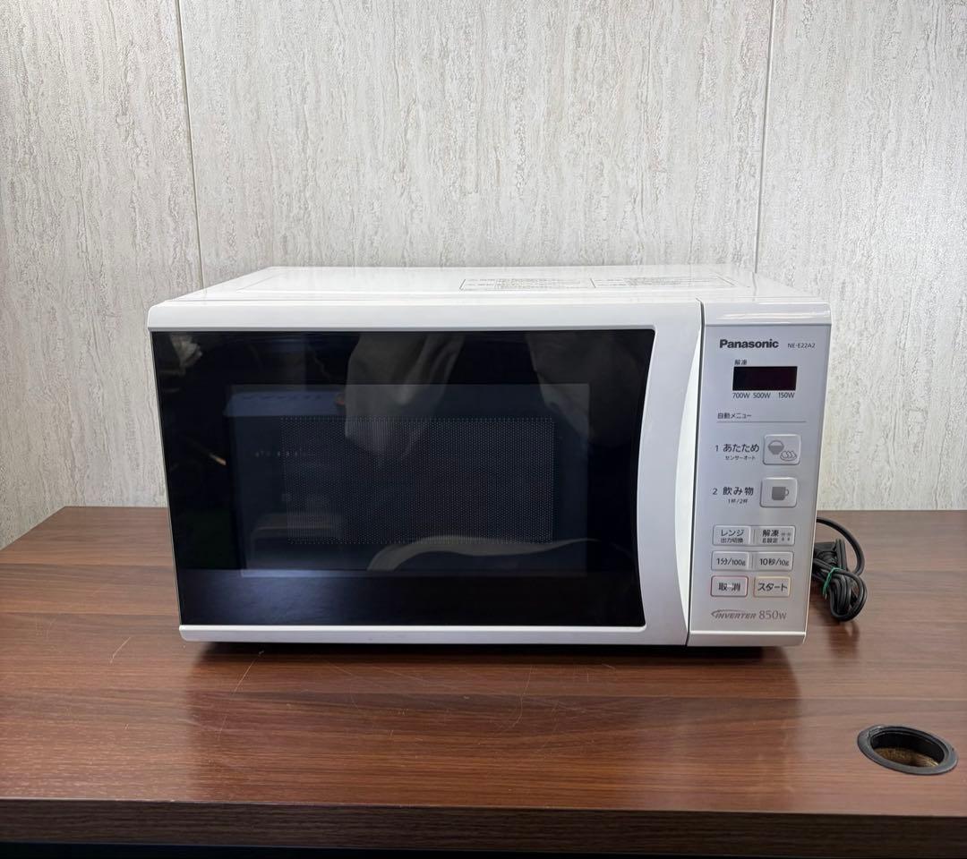 美品　即日発送　Panasonic　電子レンジ　NE-E22A2-W　19年製