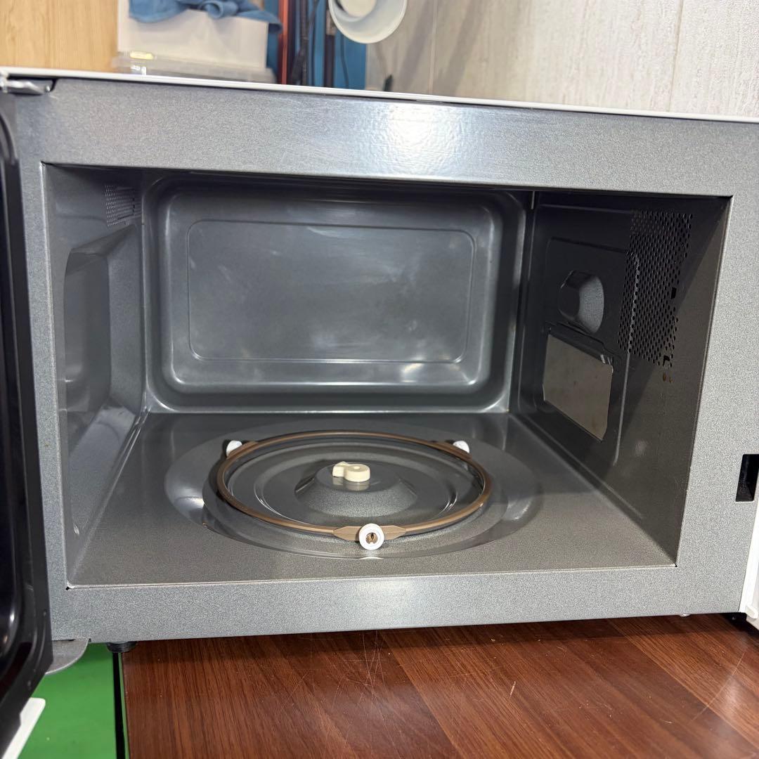 美品　即日発送　Panasonic　電子レンジ　NE-E22A2-W　19年製