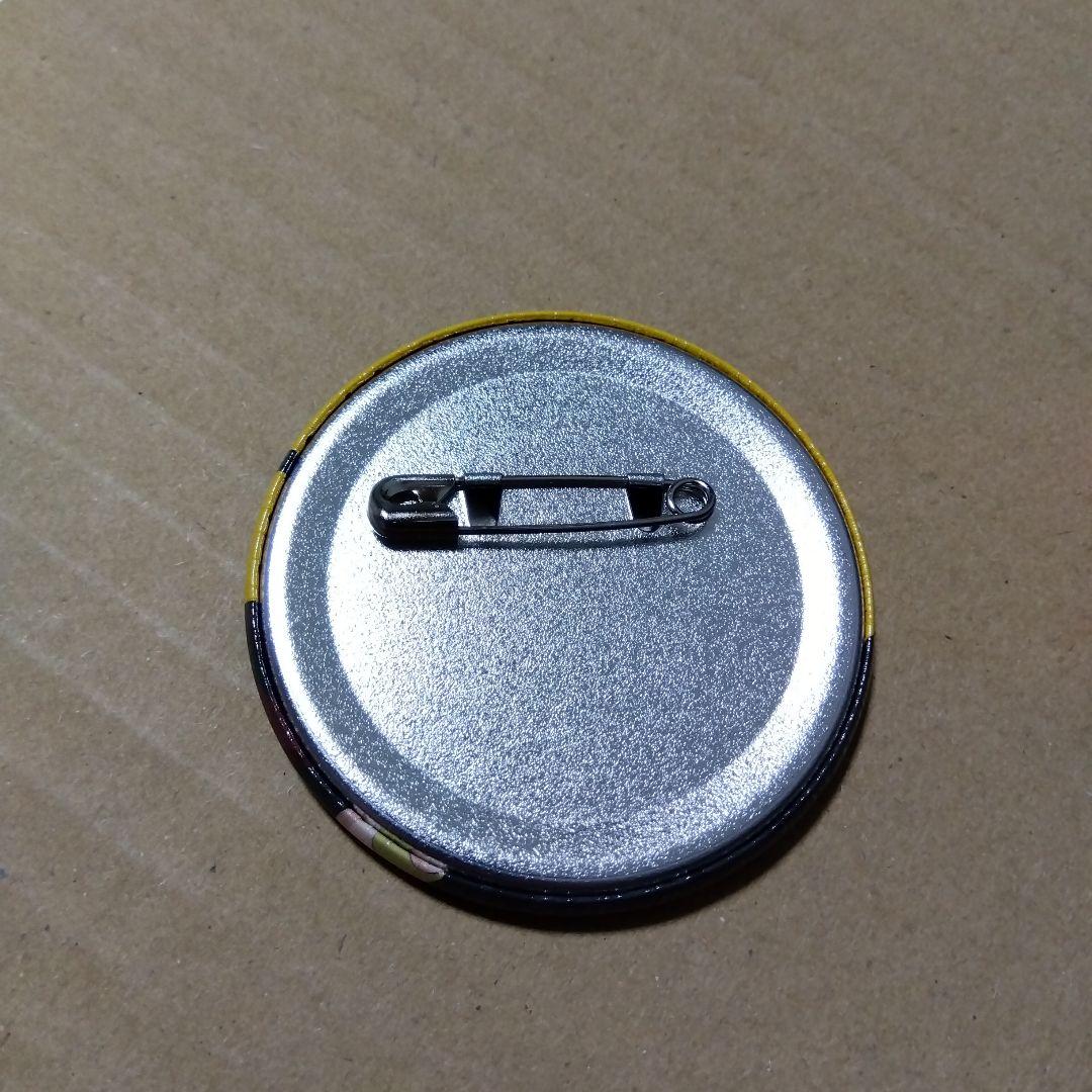 【夜桜さんちの大作戦】嫌五 コラボカフェ アモカフェ 缶バッジ