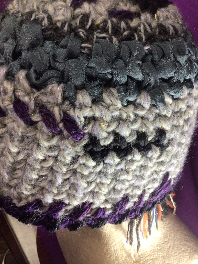 ハンドメイド ニット帽 ビーニー　グレー 黒 紫　野呂英作糸使用　シルクリボン