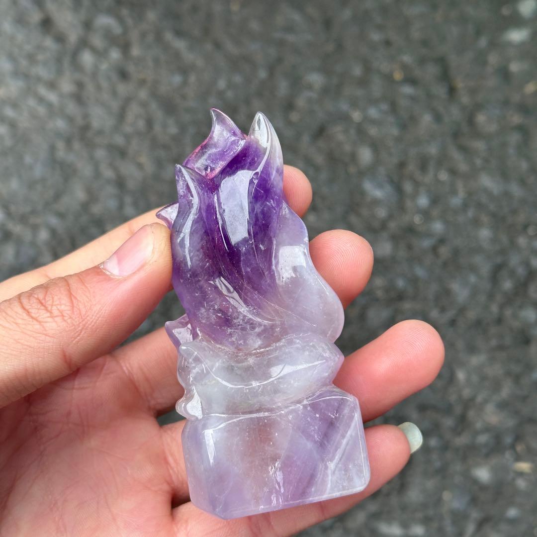 天然石アメジストの九尾狐　ご購入前に在庫確認必要G.853