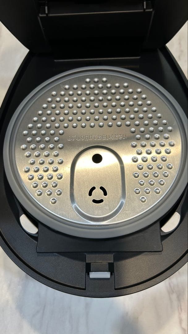 【超美品】アイリスオーヤマ 炊飯器 RC-IL30-B