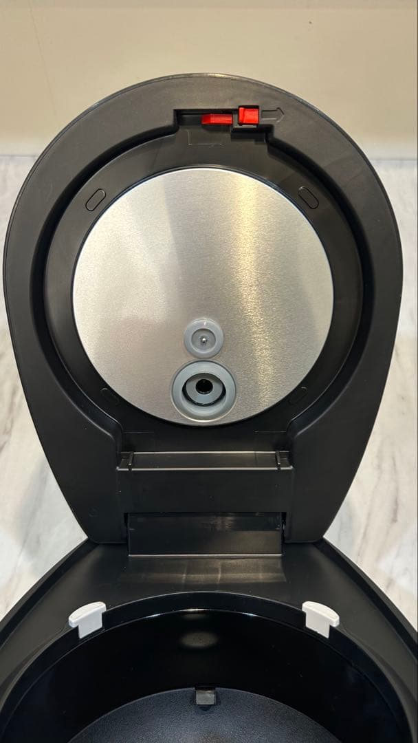 【超美品】アイリスオーヤマ 炊飯器 RC-IL30-B