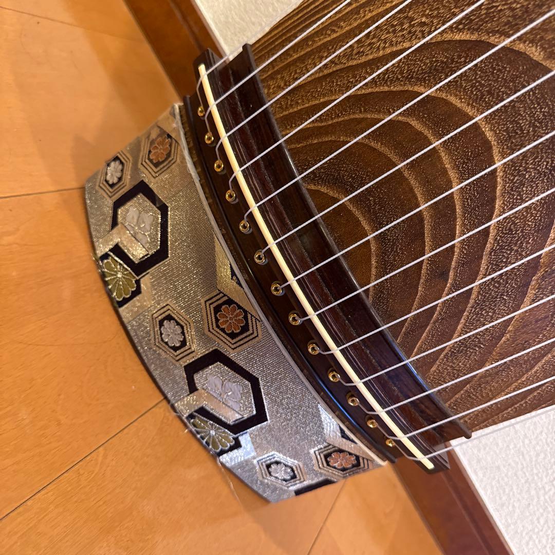 琴 13弦 綾杉彫り くり甲 福山琴
