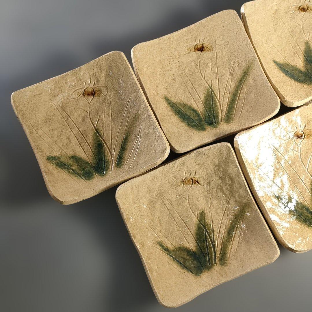 A1367-5/北大路魯山人/祥山 造/美食道楽黄瀬戸あやめ文四方皿5客/共箱/