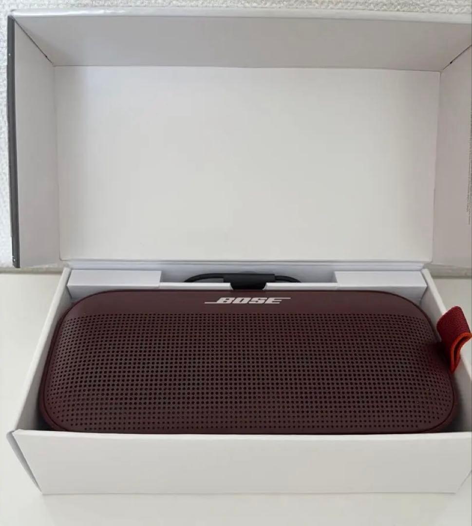 ダイソンさん専用Bose SOUNDLINK FLEX カーマインレッド