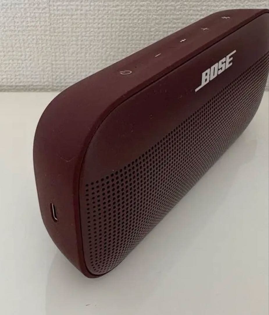 ダイソンさん専用Bose SOUNDLINK FLEX カーマインレッド