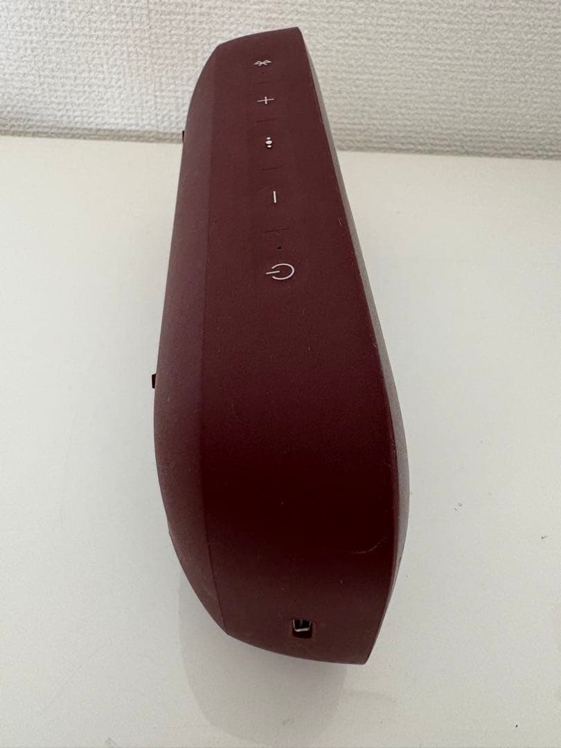 ダイソンさん専用Bose SOUNDLINK FLEX カーマインレッド