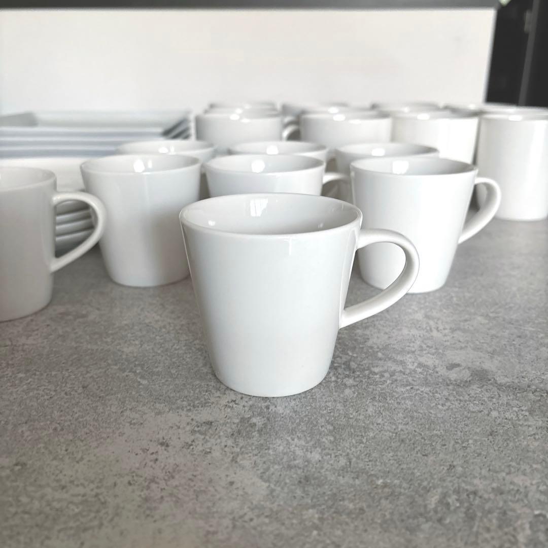 【新品】白い食器　白い皿　マグカップ　ポーセラーツ