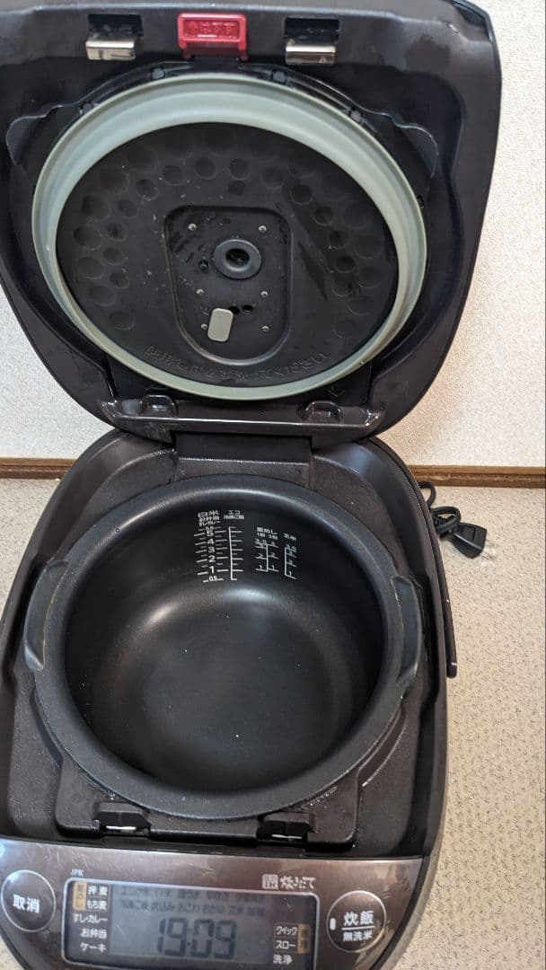 タイガー 圧力IH炊飯器 JPK-G100 5.5合炊き 2020年製