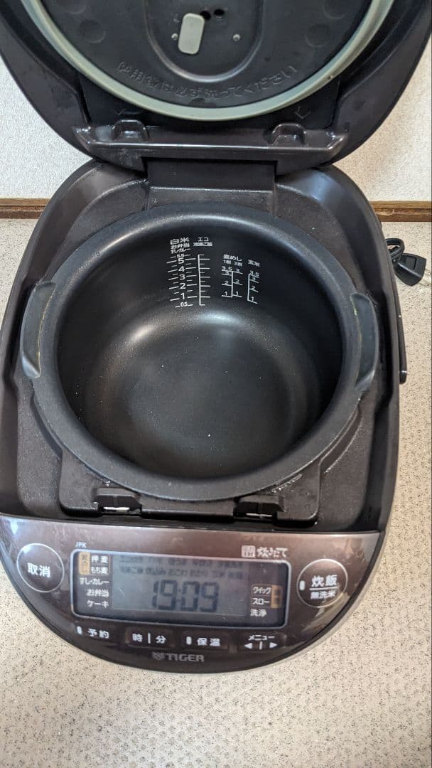 タイガー 圧力IH炊飯器 JPK-G100 5.5合炊き 2020年製