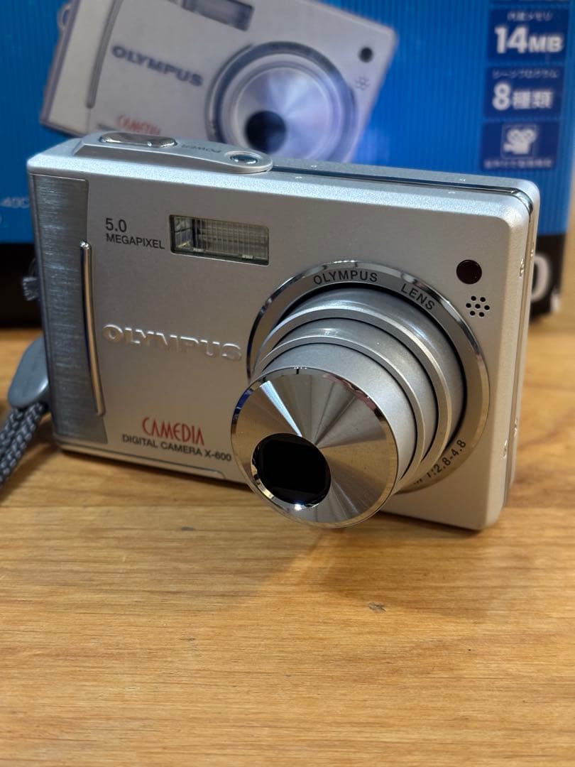 オールドデジカメ　OLYMPUS CAMEDIA X-600