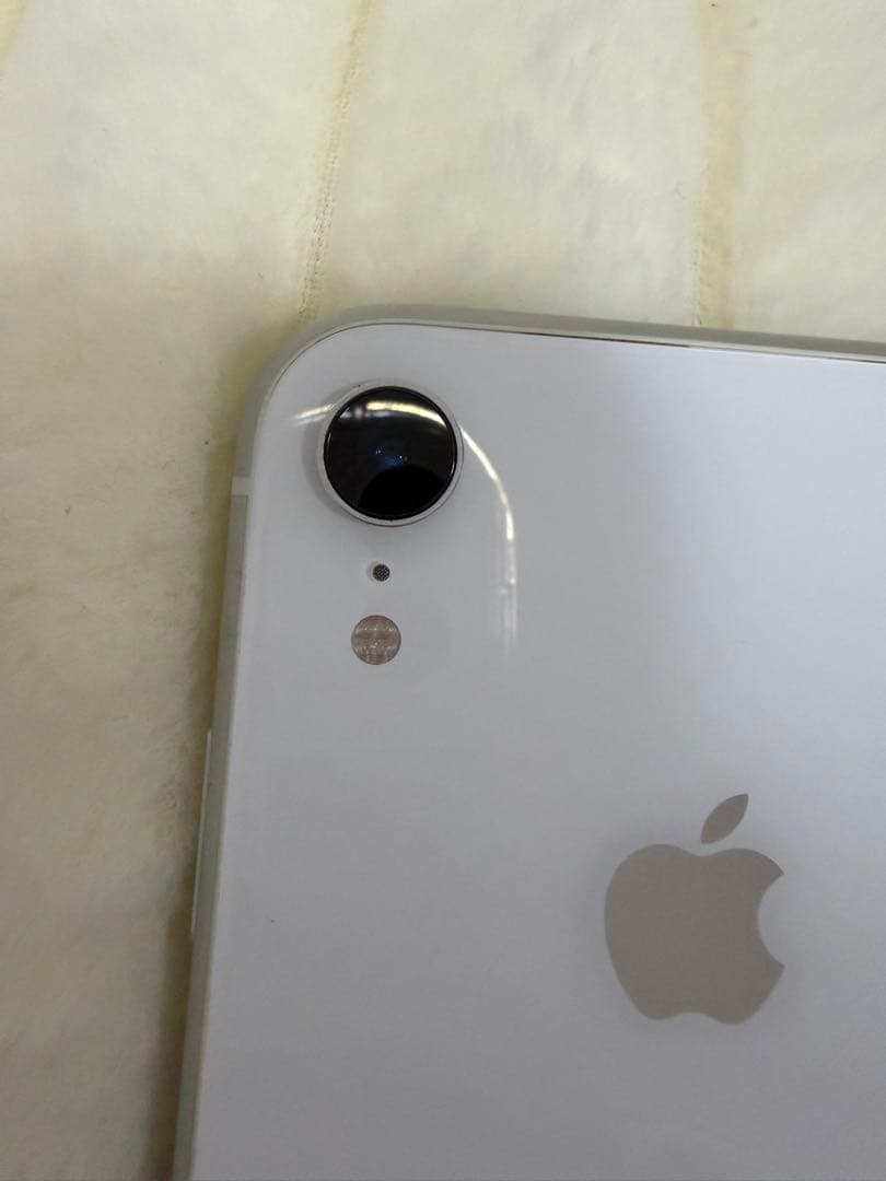 iPhoneXR 64GB SIMフリー 小傷あり