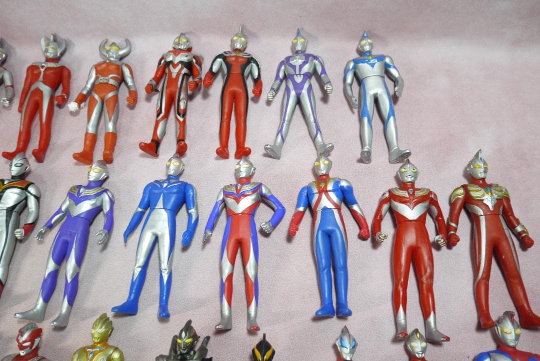 ウルトラヒーローシリーズ800サイズ　500サイズ　ソフビ51体