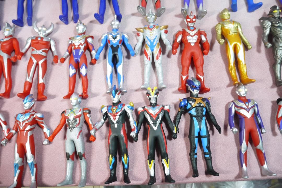 ウルトラヒーローシリーズ800サイズ　500サイズ　ソフビ51体