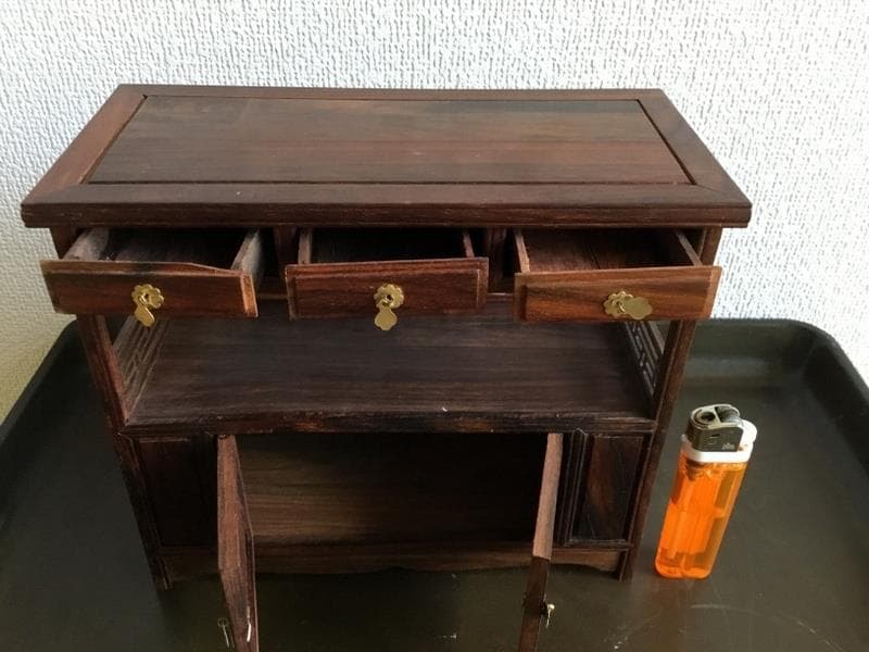 紅酸枝唐木★驚異的な繊細彫り　芸術的なミニキャビネット★