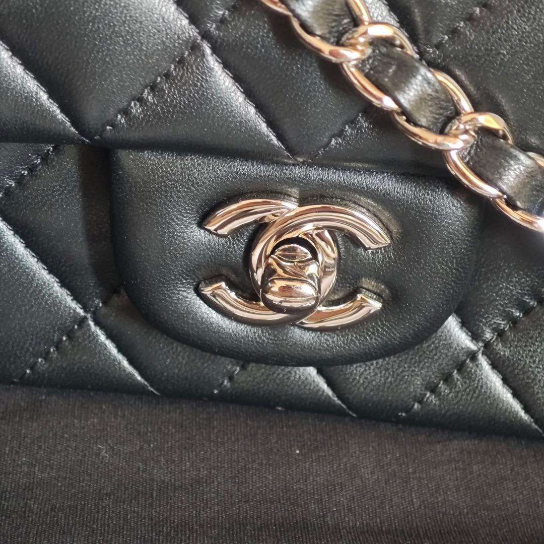 ブラック キルティング ショルダーバッグ