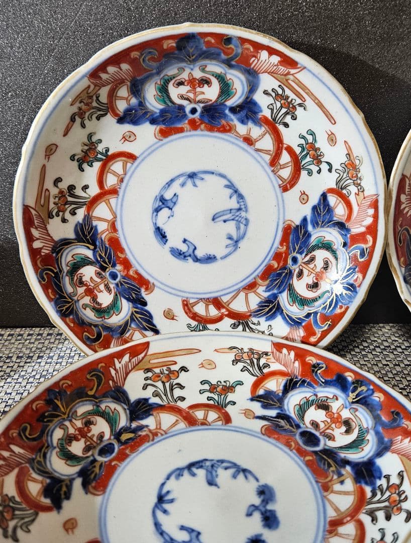 江戸時代末期～明治時代　古伊万里　錦手　花意匠に御所車の図　16.0cm皿　5客