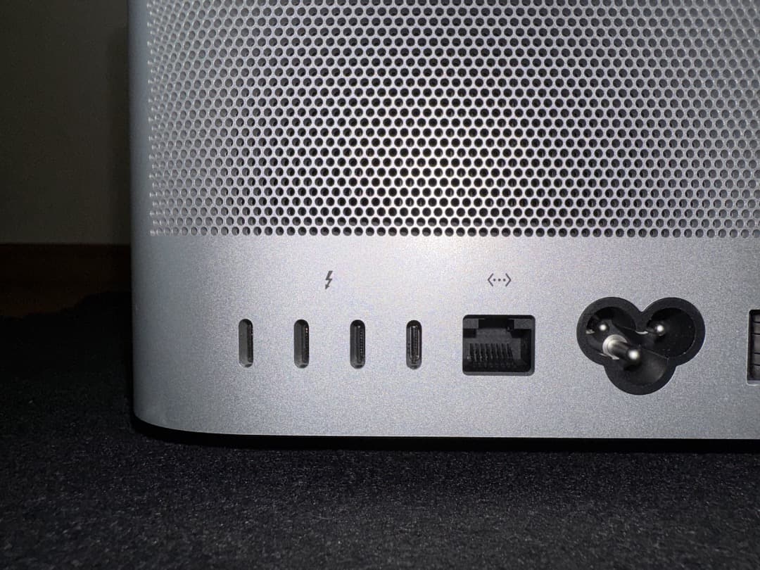 MacStudio M1 Max 64GB/512GB 24コアGPU