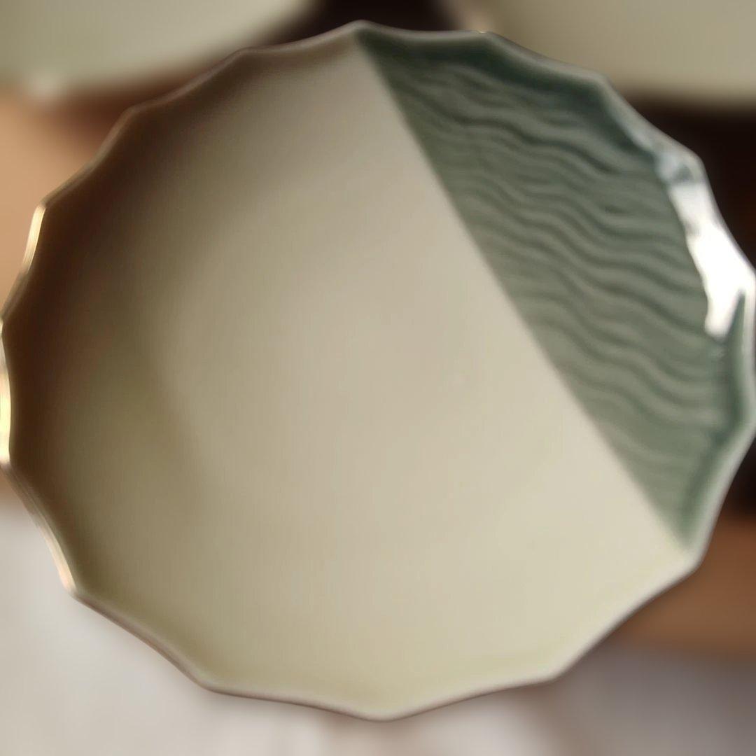 八角形の波模様皿 130枚セット