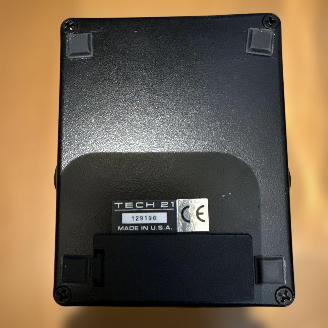 【本体のみ】Tech 21 SansAmp GT2 ギターエフェクター