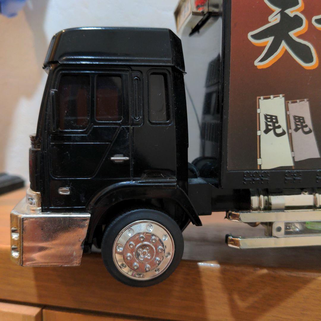 ＲＣデコトラ 上杉謙信【天下無双】全長40cm コレクション保管品 動作未確認