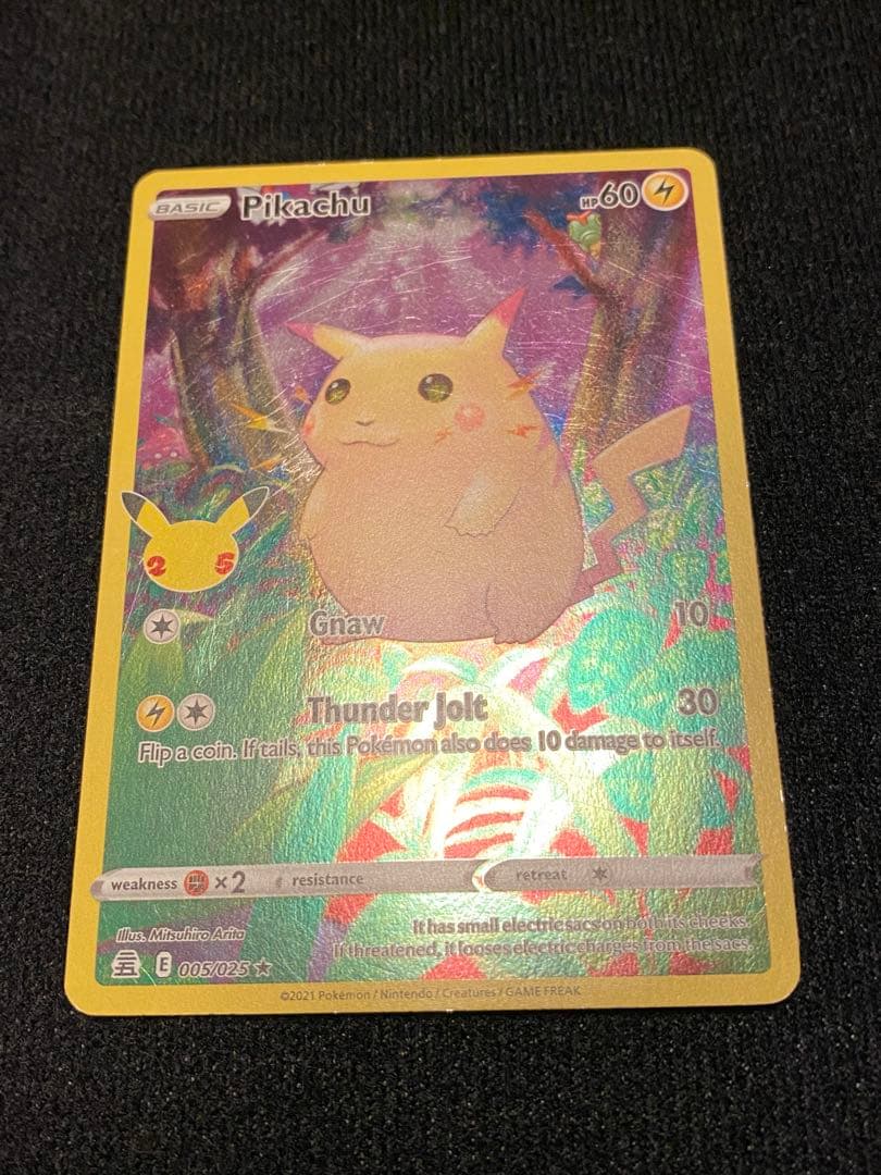 ポケモンカード　25thピカチュウ ジャンボカード　英語