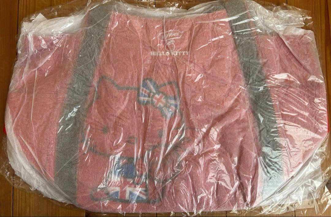 500名限定　ハローキティ ロンドンデザイン トートバッグ　新品未開封　サンリオ