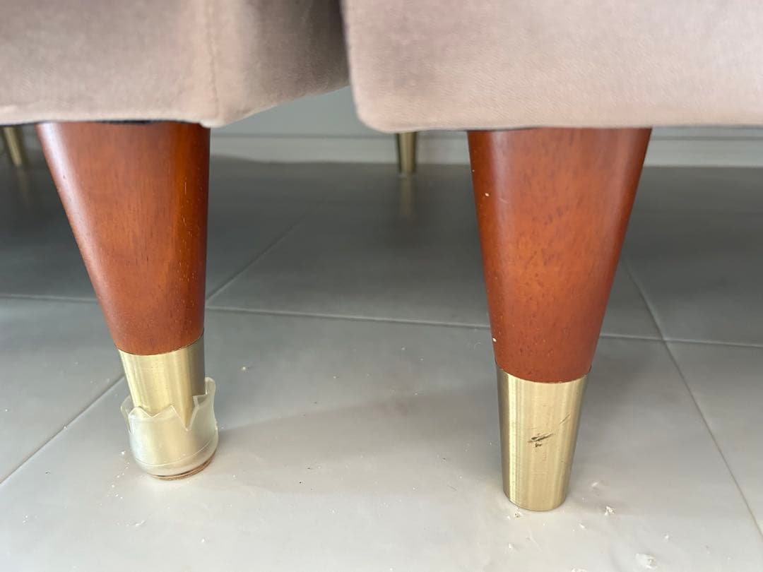 Lowya 2人掛けソファ