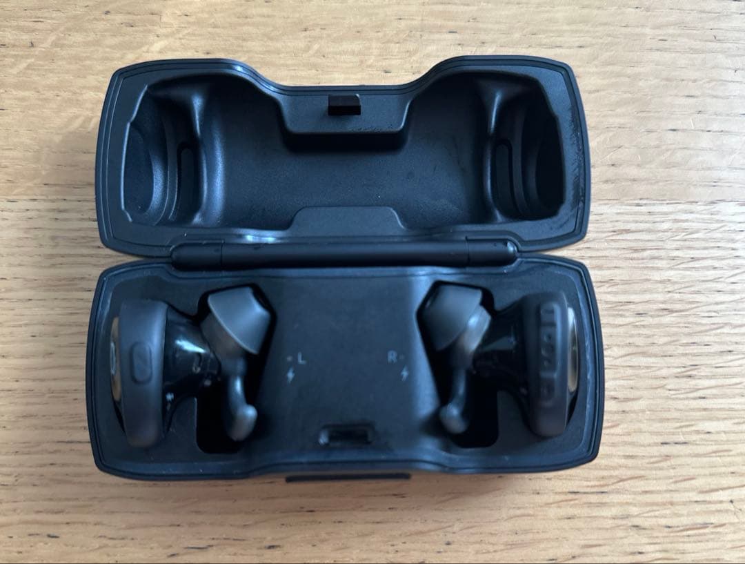 ヘッドホン BOSE sound sport FREE