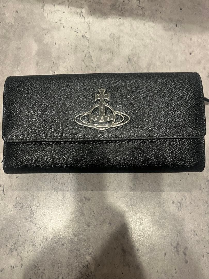 Vivienne Westwood　レザー長財布