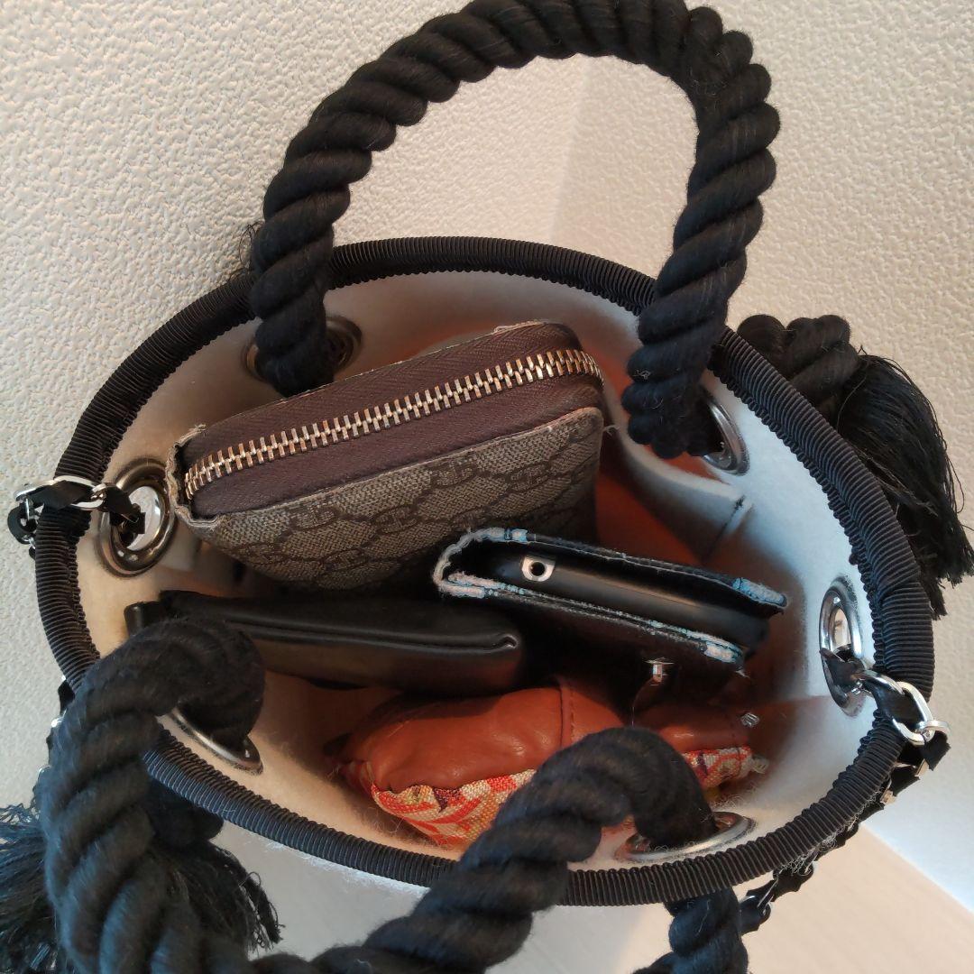 新品　MOUNTAIN　DA CHERRY フェルトチェーンバッグ