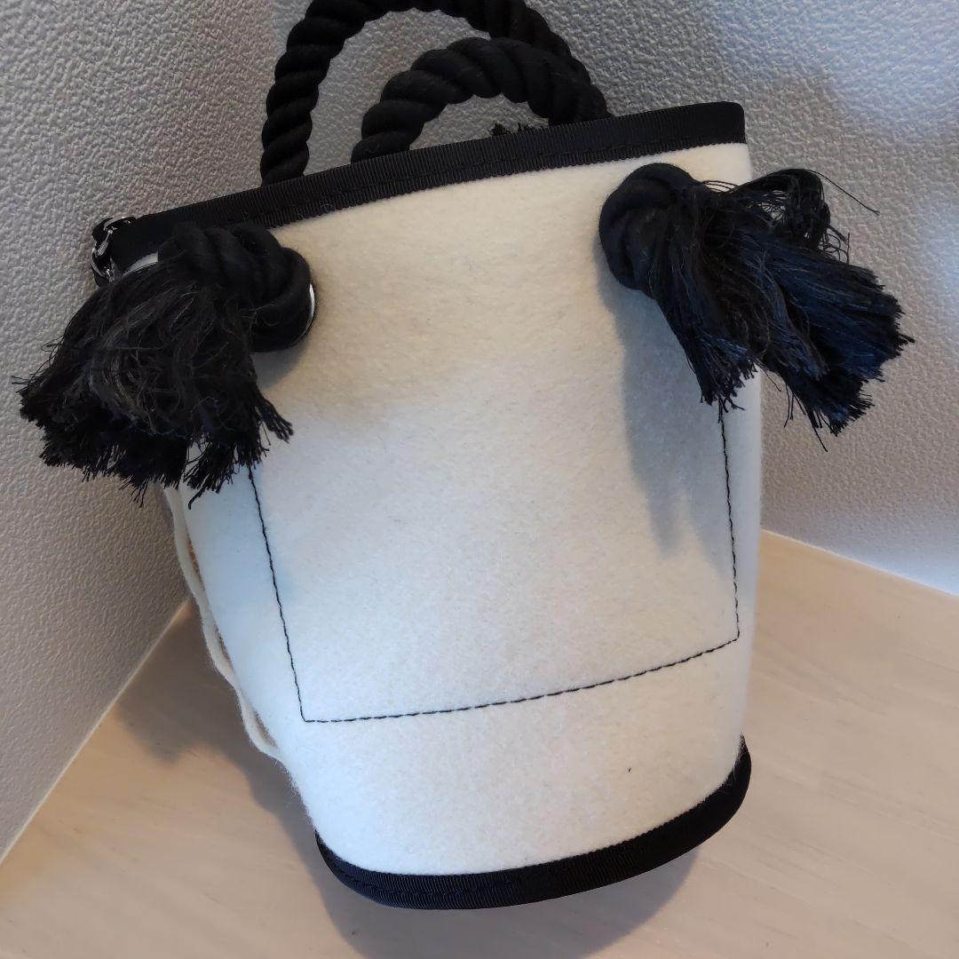 新品　MOUNTAIN　DA CHERRY フェルトチェーンバッグ