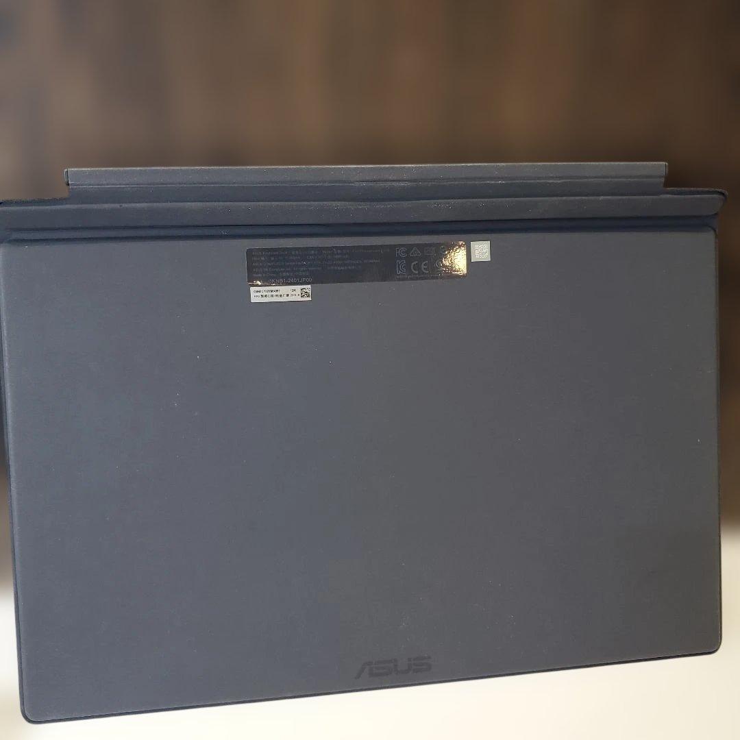 ASUS T303U タブレット